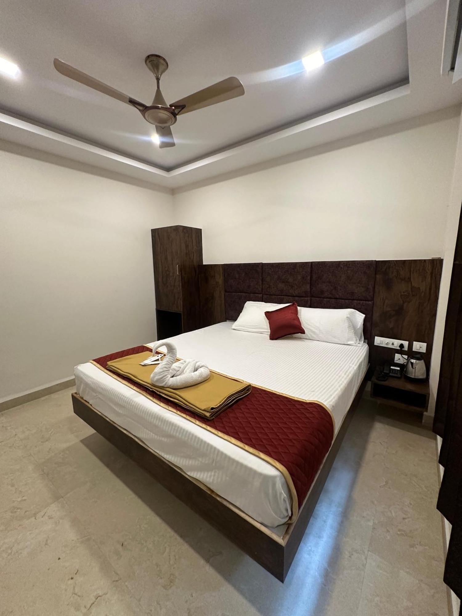 Arudra Residency Hotel Tiruvannāmalai Exterior foto