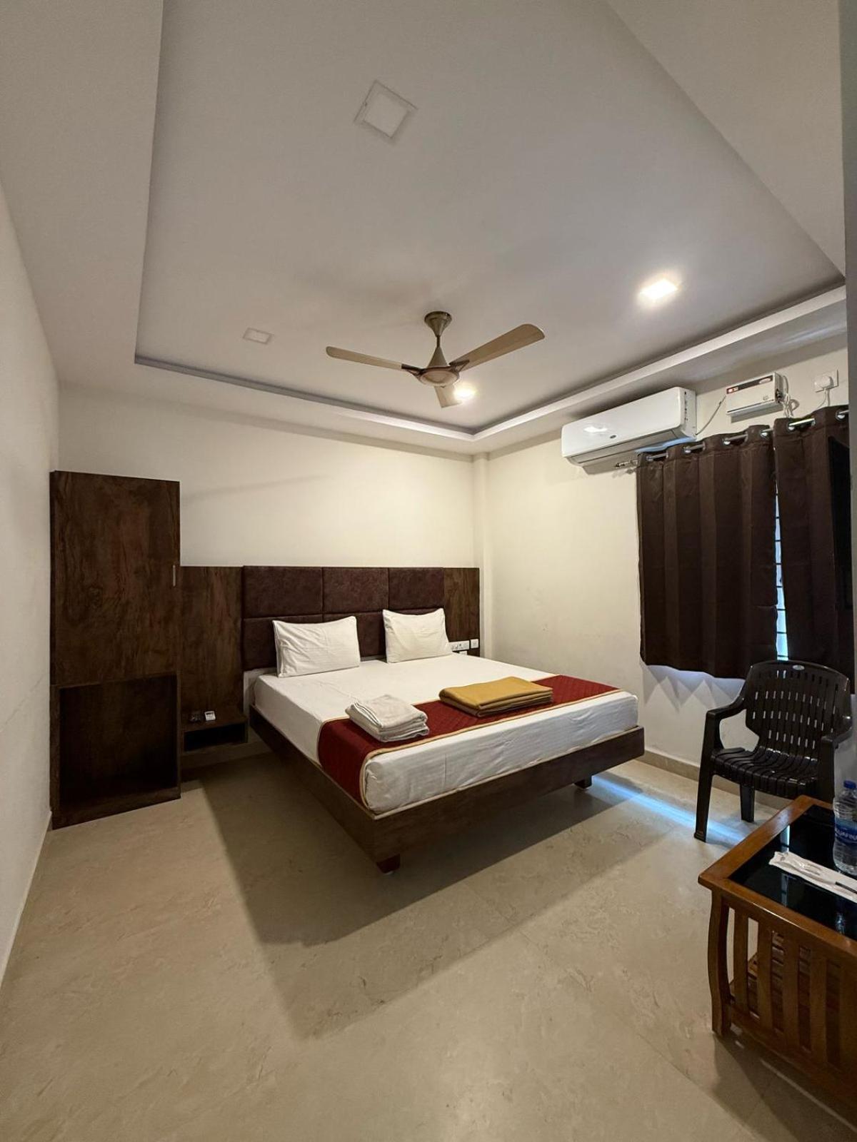 Arudra Residency Hotel Tiruvannāmalai Exterior foto